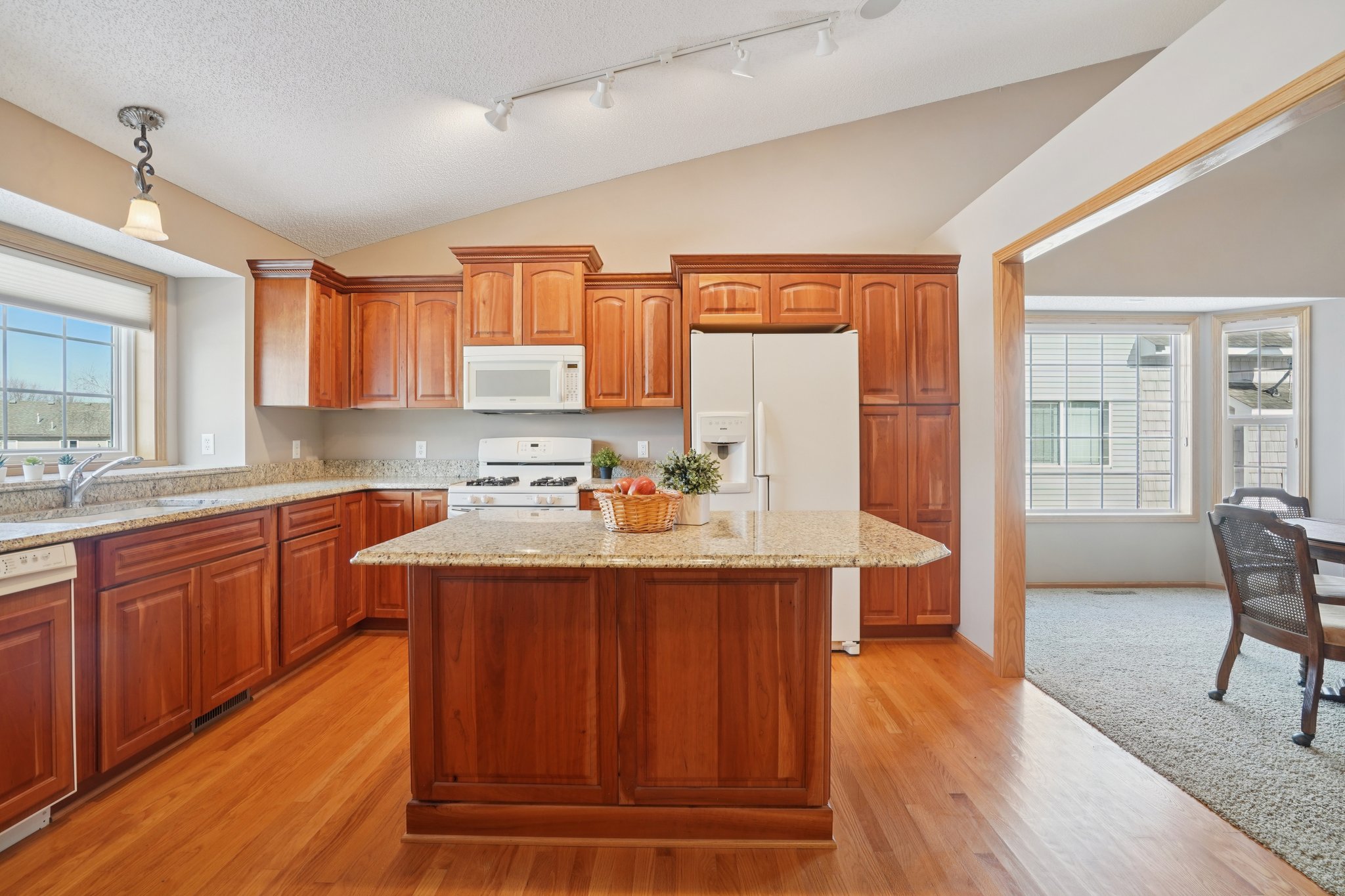 Hytrail Cir-S0302-018.jpg