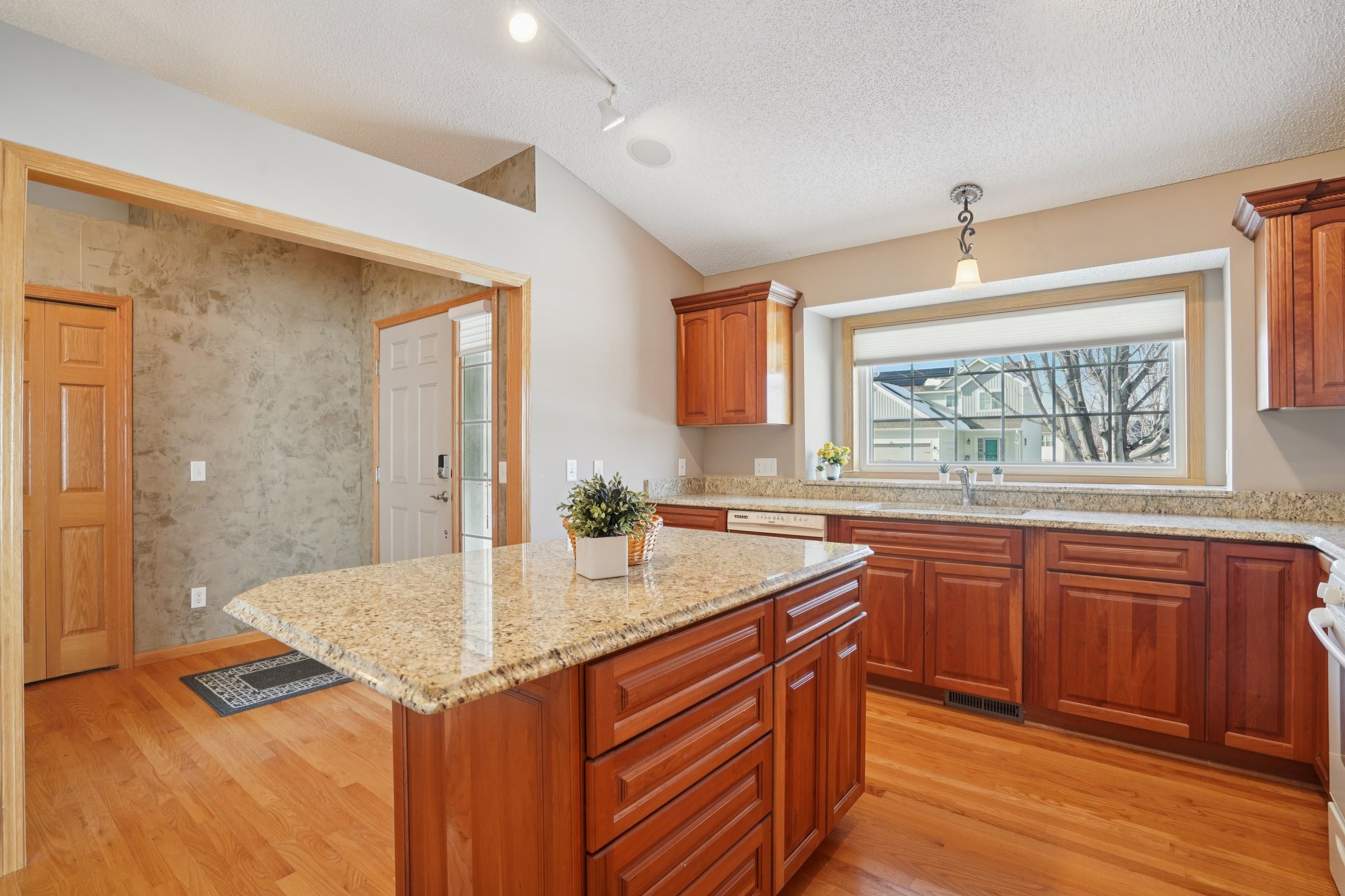 Hytrail Cir-S0302-021.jpg