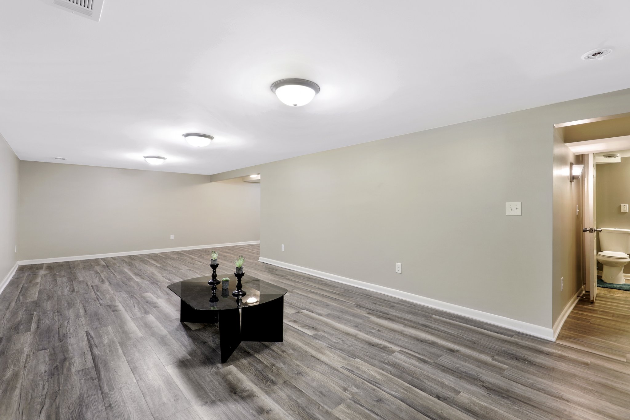 2138 Forest Dr, Minneapolis, MN 55421, US Photo 29