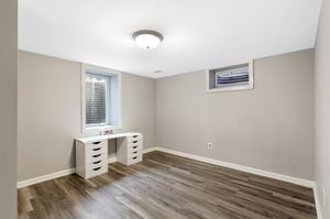 2138 Forest Dr, Minneapolis, MN 55421, US Photo 30
