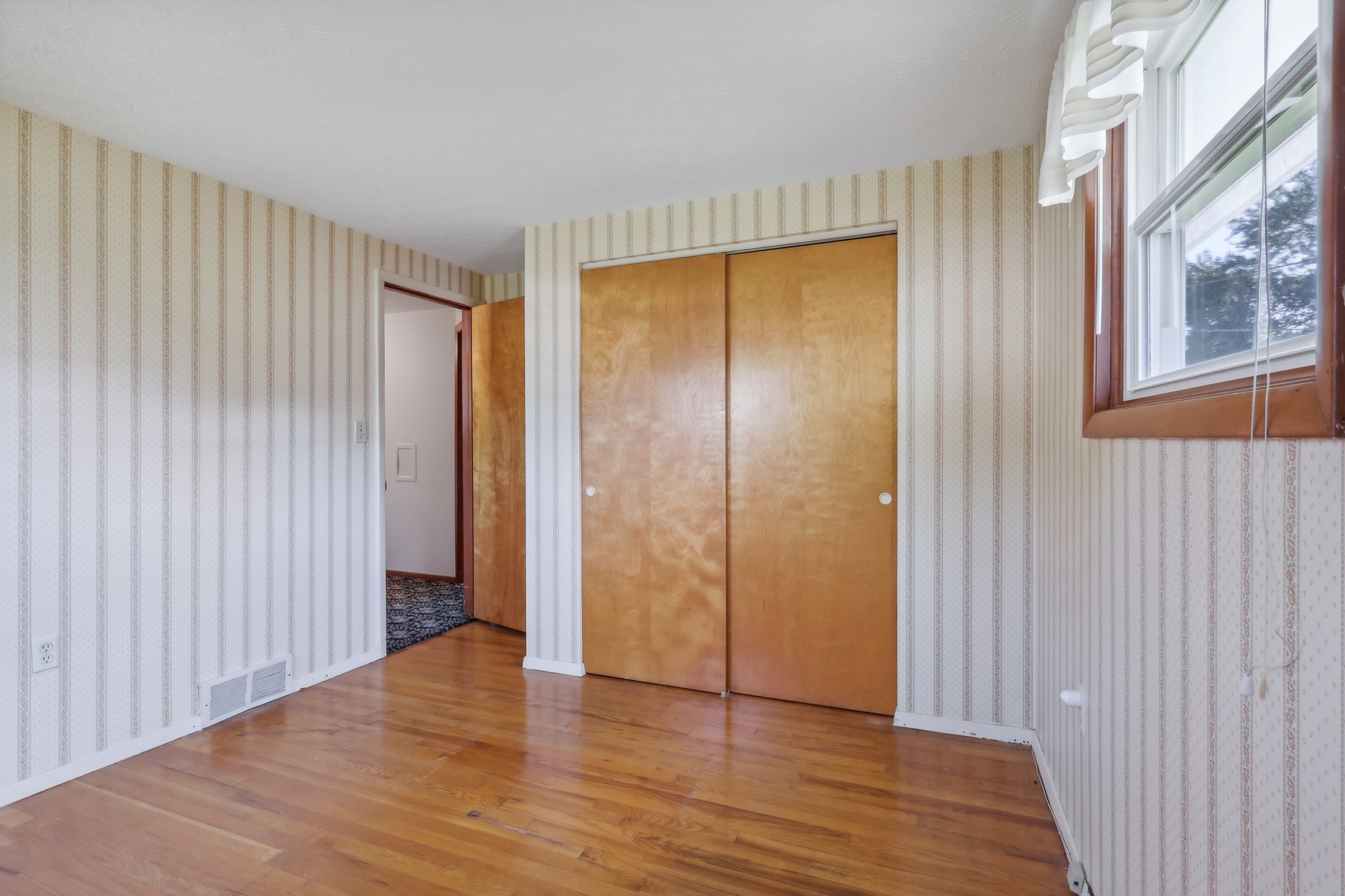 E 45th St-023.jpg