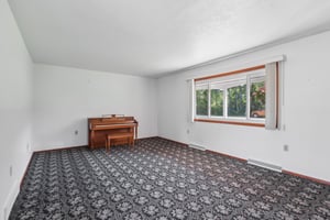 E 45th St-012.jpg