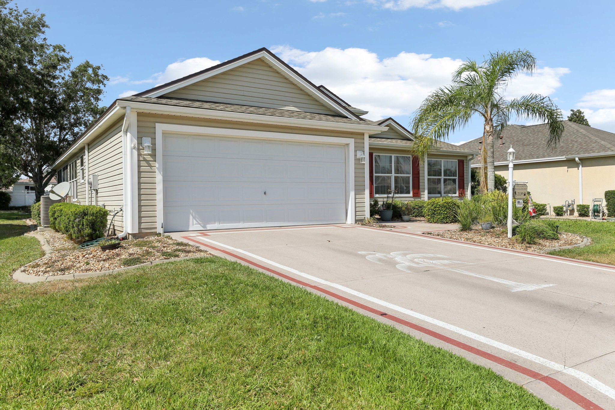 Kaylee Dr-2404-006.jpg
