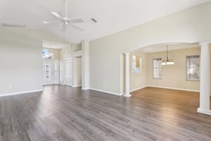 Kaylee Dr-2404-011.jpg