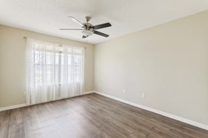 Kaylee Dr-2404-021.jpg