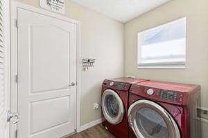 Kaylee Dr-2404-032.jpg