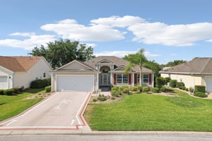Kaylee Dr-2404-037.jpg