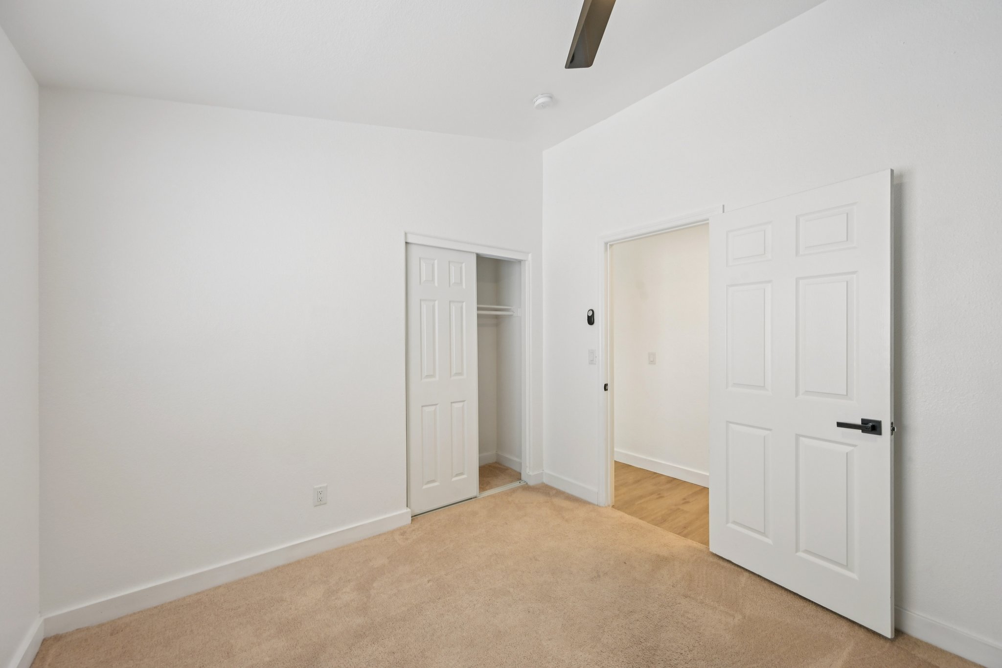 W Tracy Ln-S0212-028.jpg