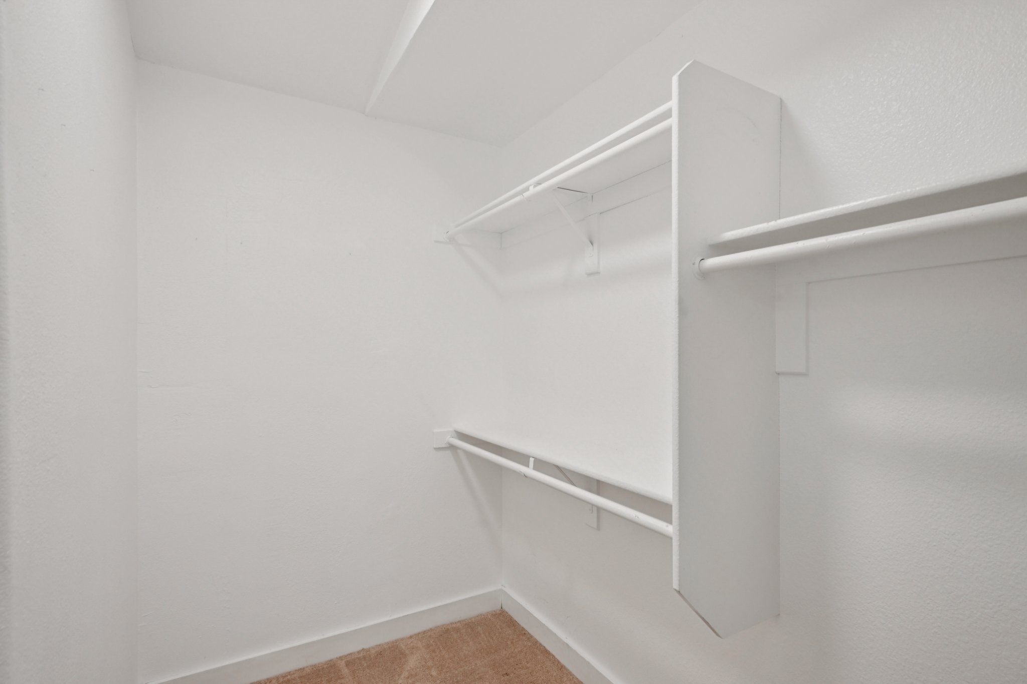 W Tracy Ln-S0212-032.jpg