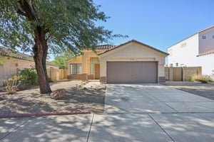 W Tracy Ln-S0212-004.jpg