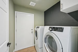 W Tracy Ln-S0212-035.jpg