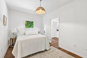 213A Kings Mountain St-S1607-021.jpg