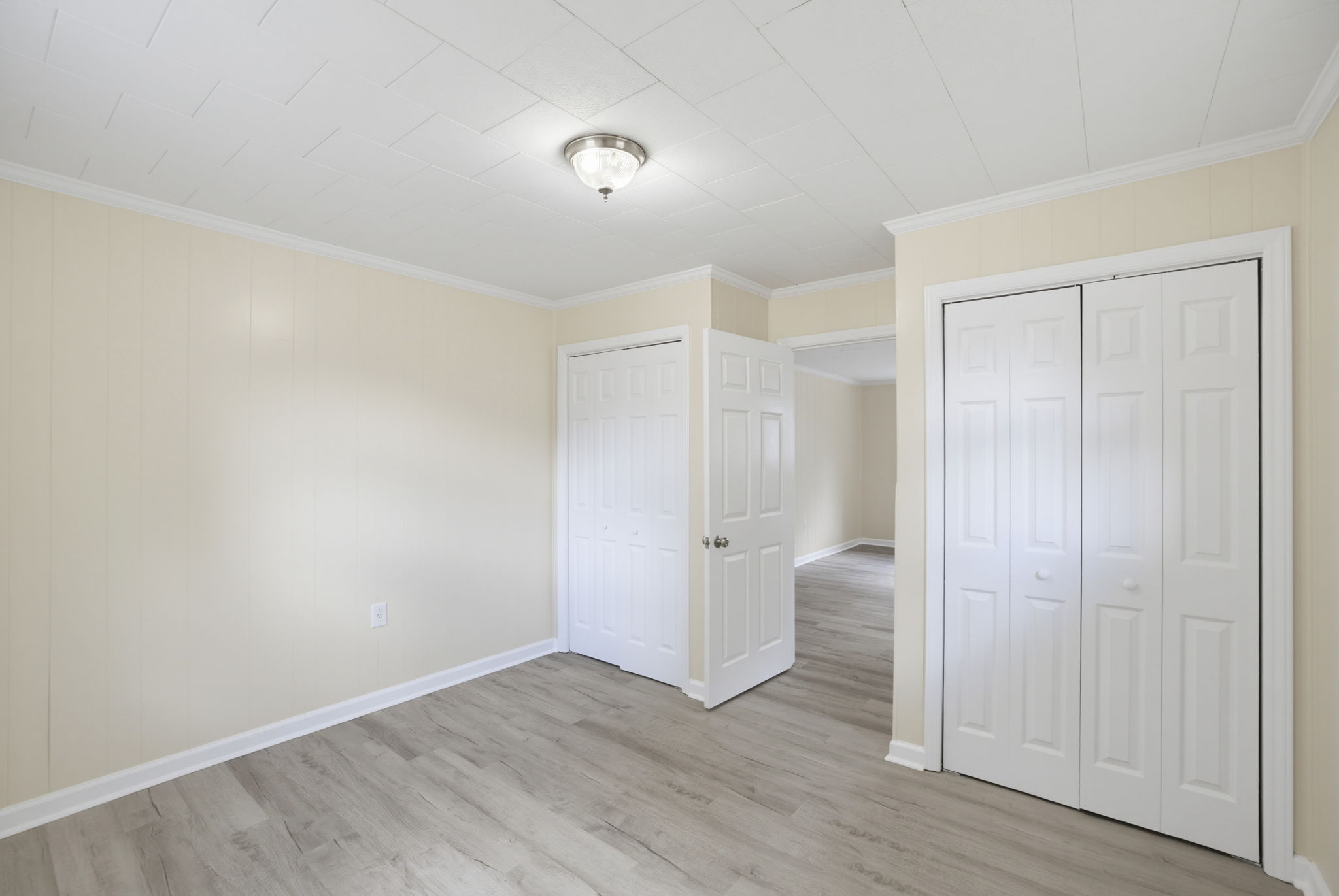 214 Cedar St-11