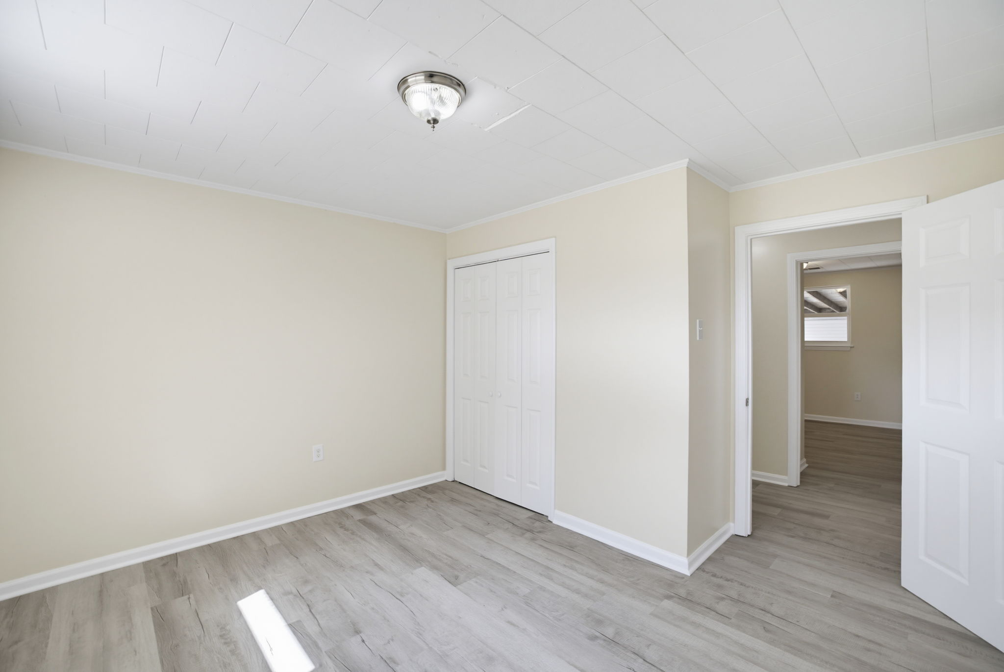 214 Cedar St-23