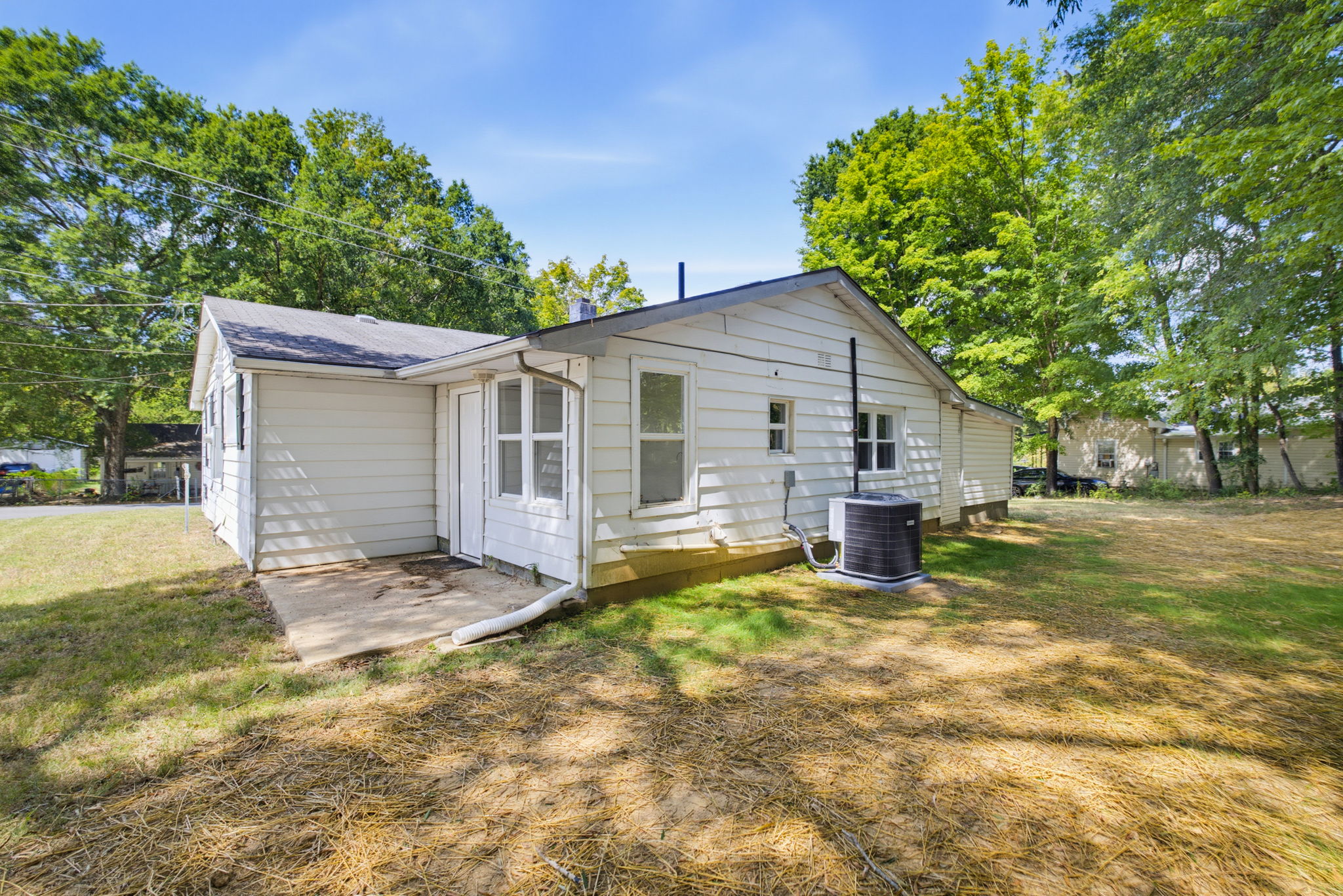 214 Cedar St-29
