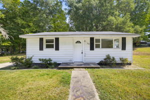 214 Cedar St-1
