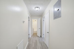 214 Cedar St-12