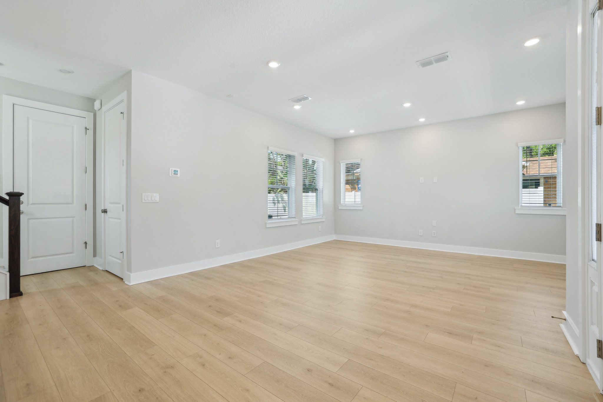 E Harding St-1704-011.jpg