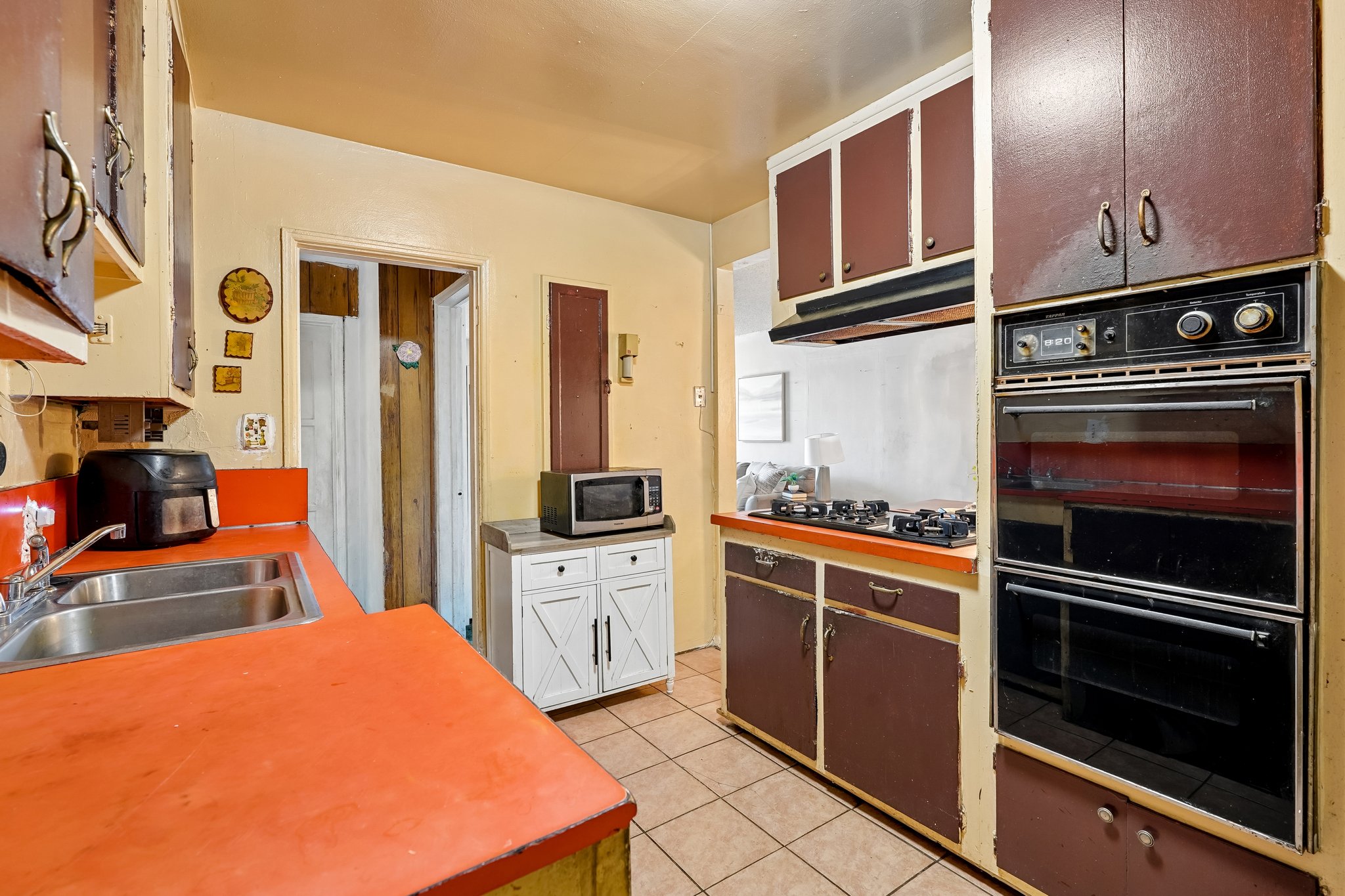 E Tichenor St-S0708-015.jpg