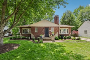 Kenwick Dr-S0206-002.jpg