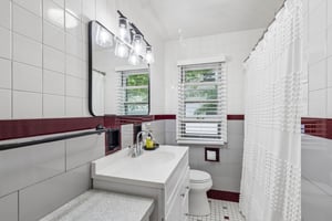 Kenwick Dr-S0206-019.jpg