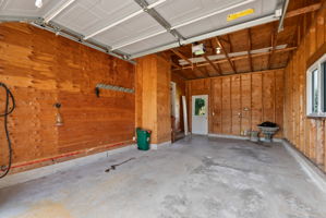  Photo 35