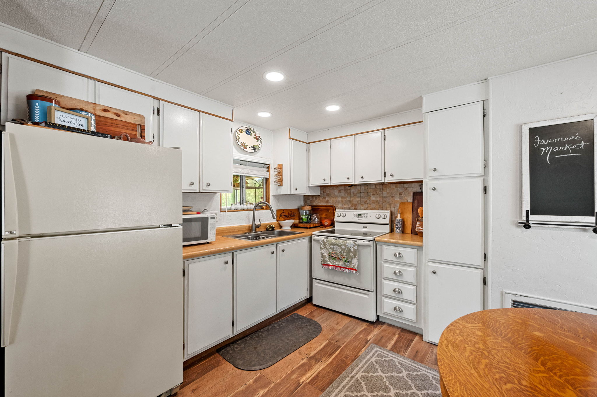 Kitchen (1)