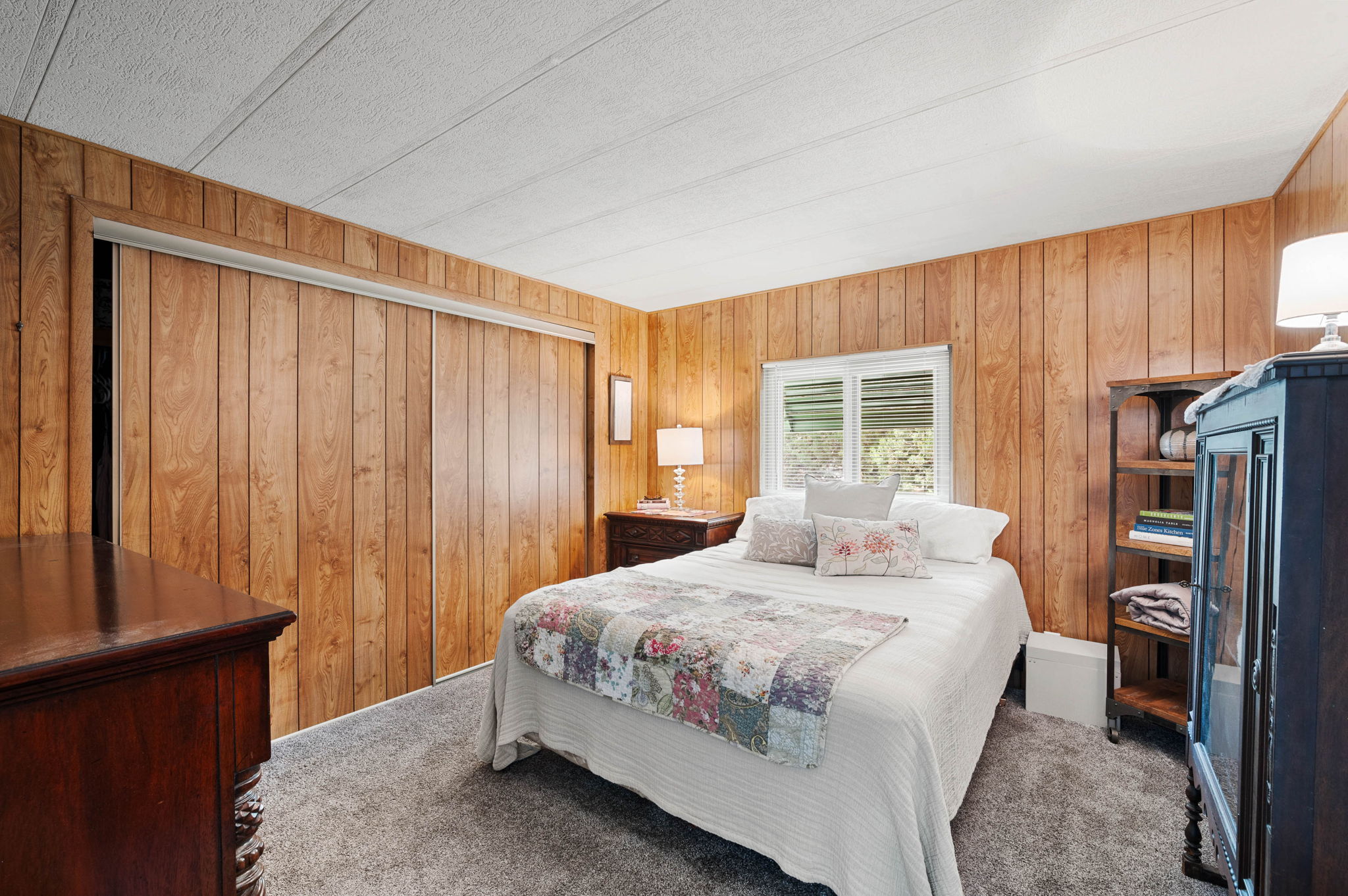 Bedroom (1)