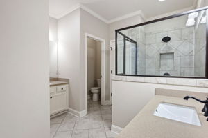  Photo 24