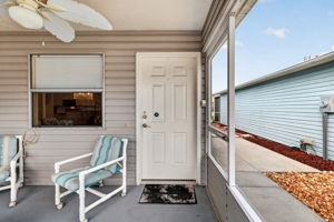 Screened Front Lanai