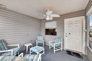 Screened Front Lanai