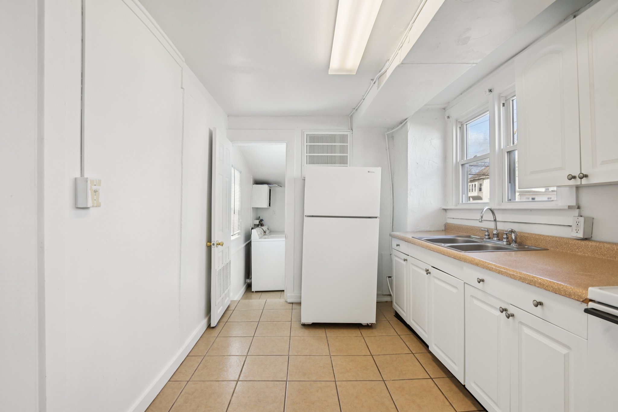 N Vine St-S1902-017.jpg