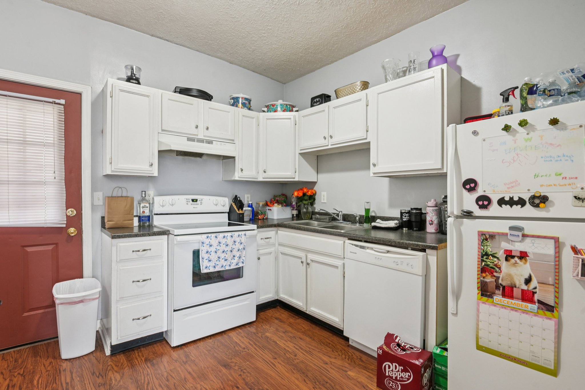 N Vine St-S1902-020.jpg