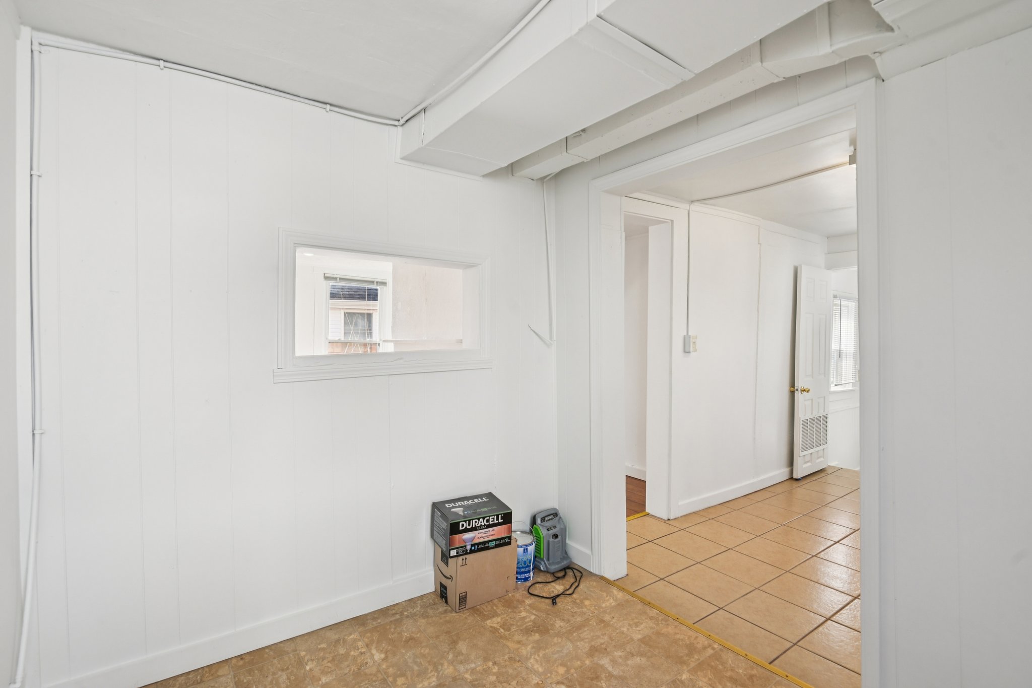 N Vine St-S1902-023.jpg