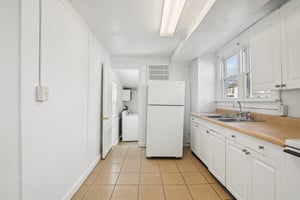 N Vine St-S1902-017.jpg