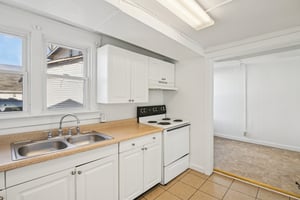 N Vine St-S1902-019.jpg