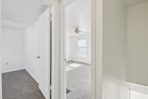 N Vine St-S1902-026.jpg