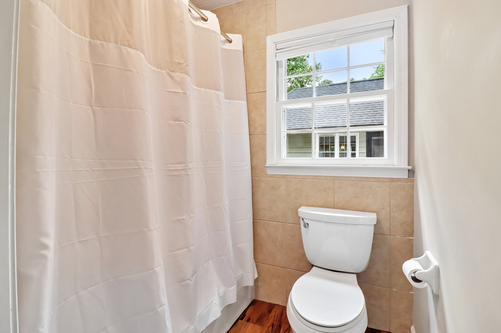 Newport Rd SW-S2904-032.jpg
