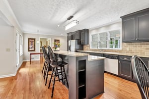 Newport Rd SW-S2904-015.jpg