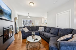 Prospect St-S2101-010.jpg