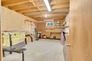  Photo 32