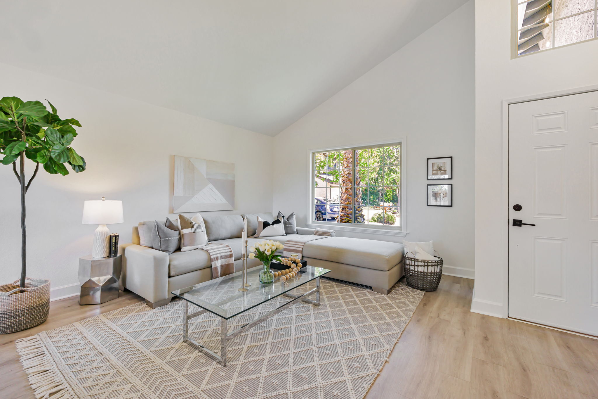 009_2140 Blackrock Pl