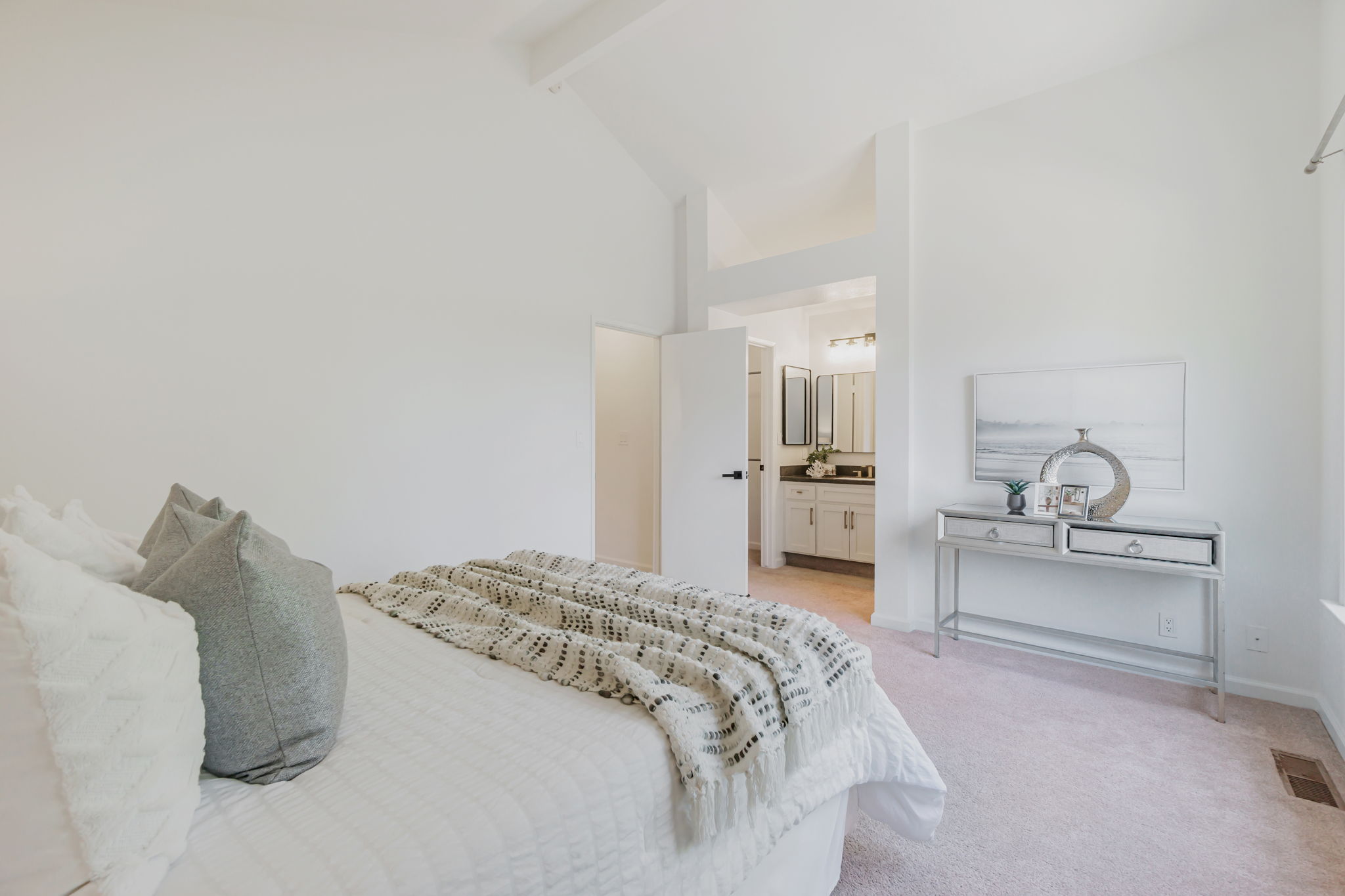 039_2140 Blackrock Pl