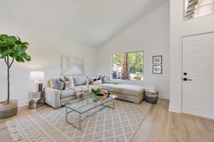009_2140 Blackrock Pl