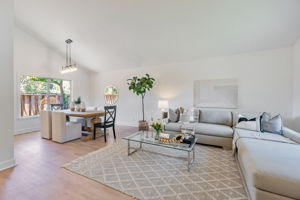 011_2140 Blackrock Pl
