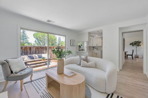 013_2140 Blackrock Pl