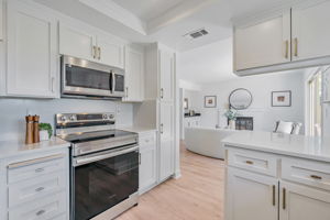 018_2140 Blackrock Pl