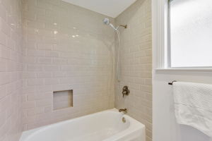 045_2140 Blackrock Pl