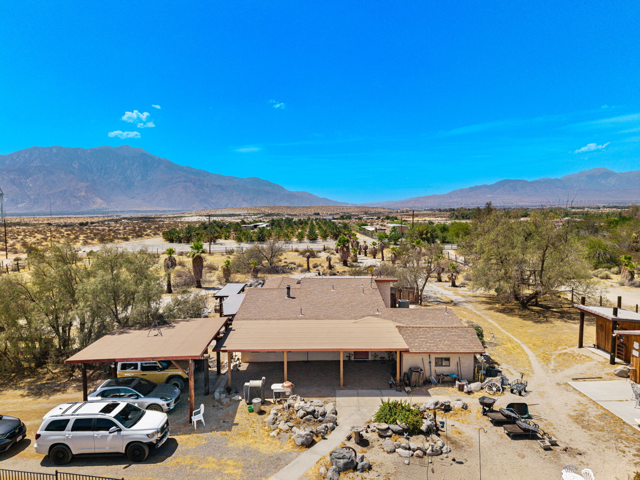  Photo 13