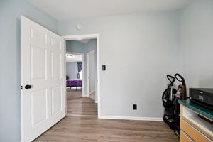  Photo 43